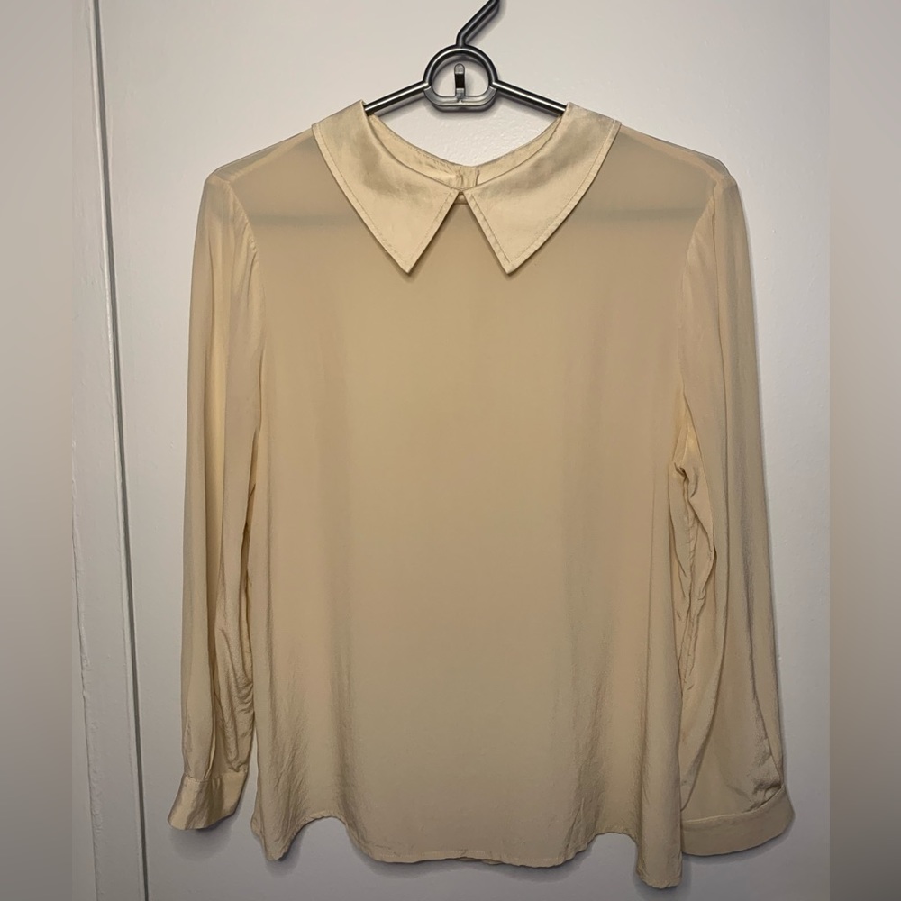 Marc Jacobs 100% silk cream blouse